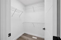 Thumbnail 32