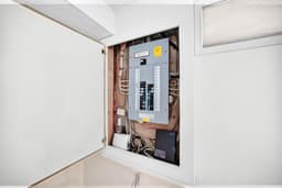Thumbnail 22