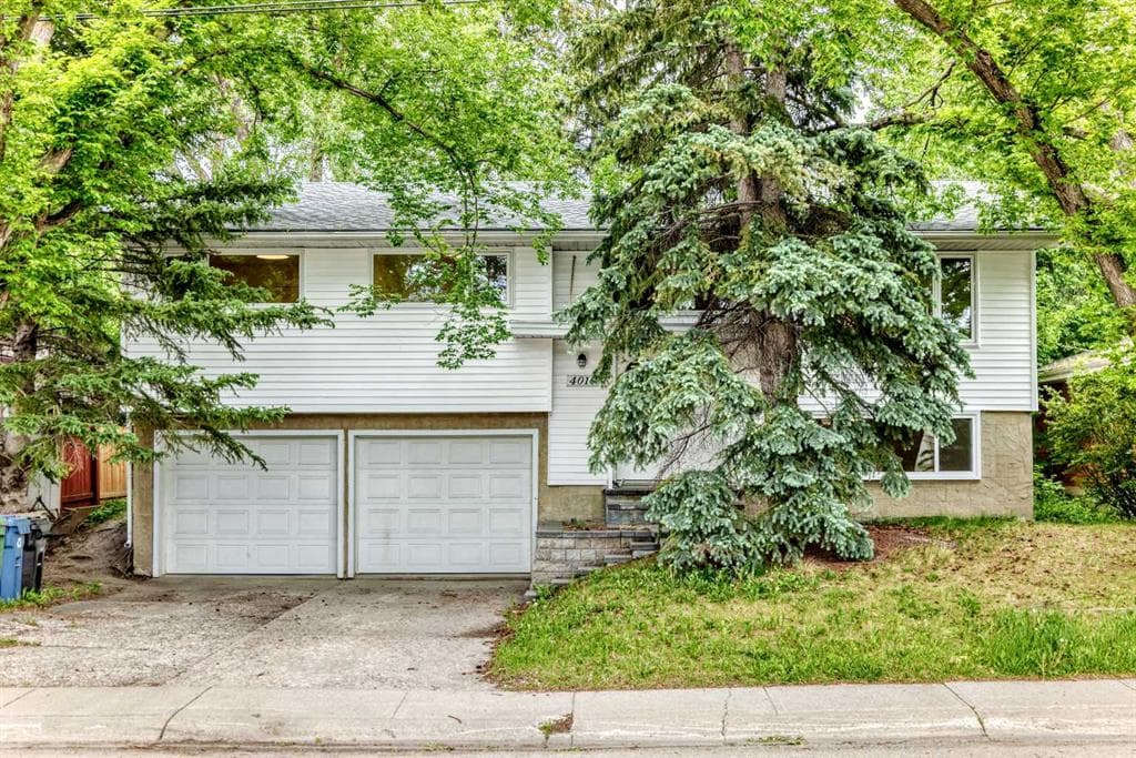 4-bed Detached for sale at 4016 37 Street NW, Calgary