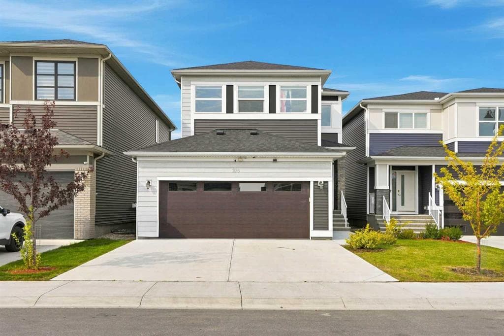 108 Homestead Close NE — photo 1