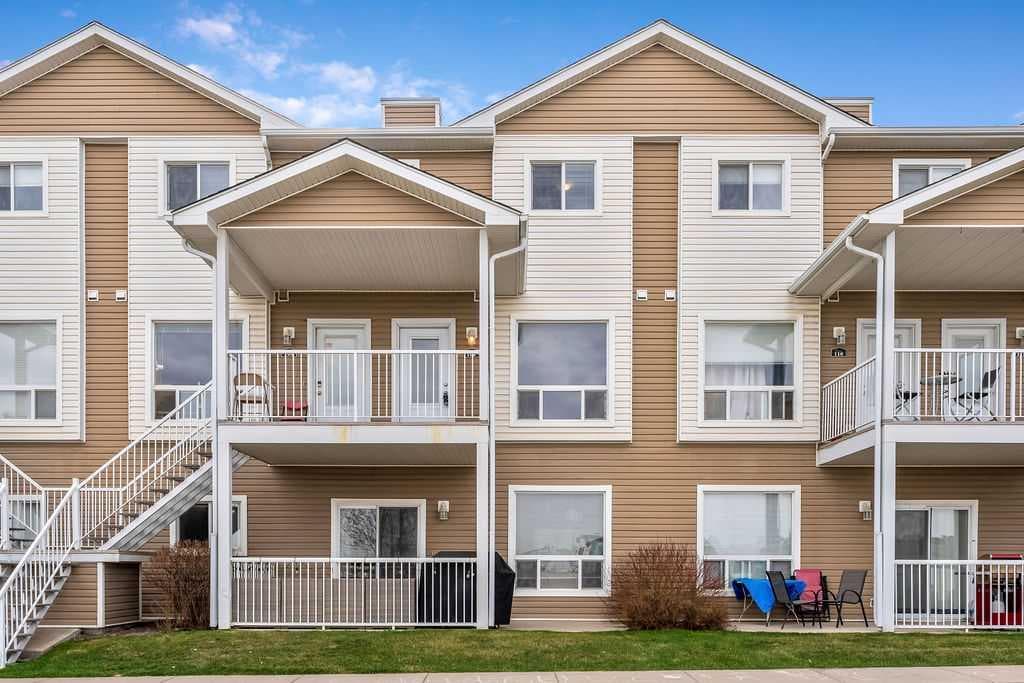 108 Sunrise Terrace NE — photo 1