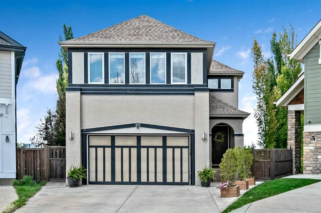 315 Mahogany Court SE — photo 1