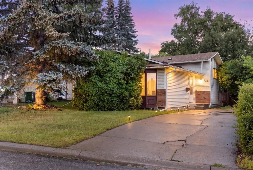 3-bed Detached for sale at 620 Aboyne Crescent NE, Calgary