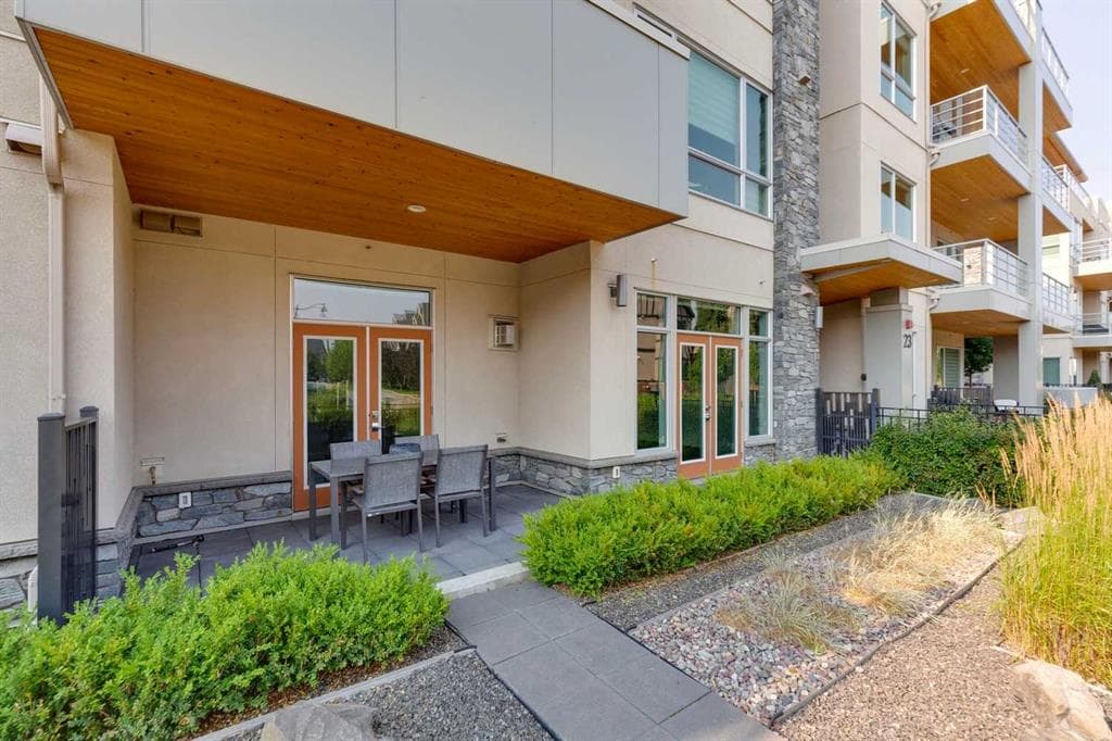 1-bed Apartment for sale at 106, 23 Burma Star Road SW, Calgary