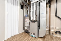 Thumbnail 28