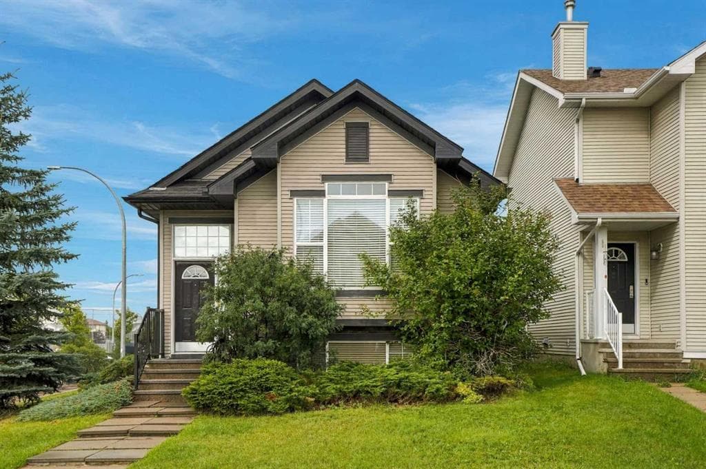 5 Cranberry Way SE — photo 1