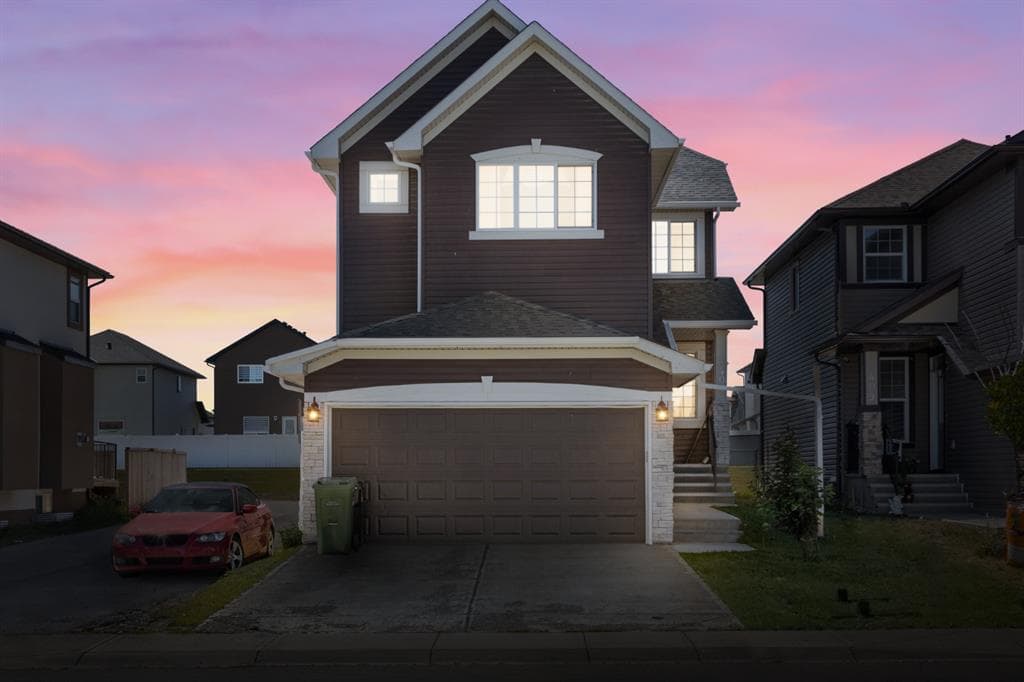 405 Saddlelake Drive NE — photo 1