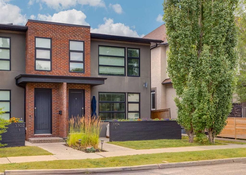 3-bed Townhouse for sale at 1, 3704 16 Street SW, Calgary