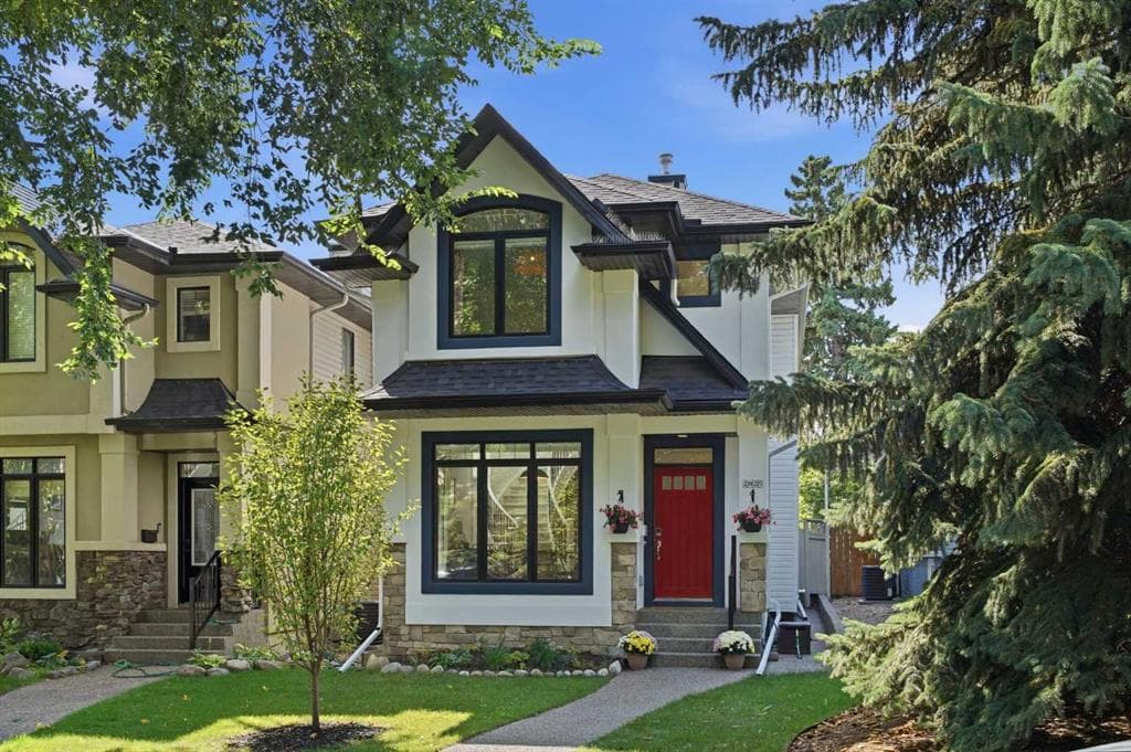 4-bed Detached for sale at 2025 45 Avenue SW, Calgary