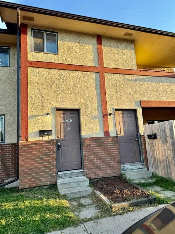 3-bed Townhouse for sale at 3, 1702 35 Street SE, Calgary