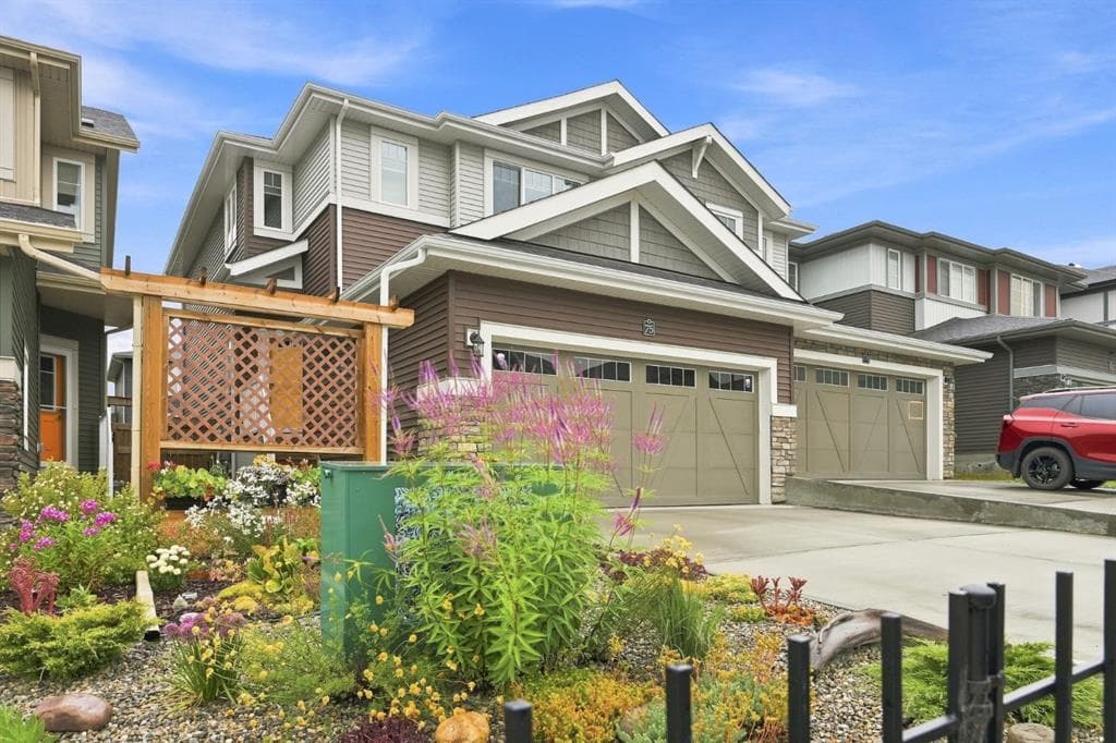 3-bed Semi-detached for sale at 75 Sundown Close, Cochrane