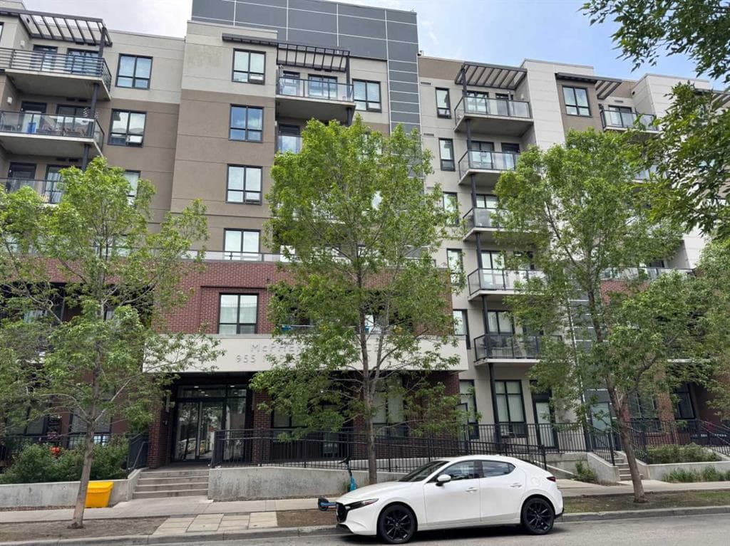 1-bed Apartment for sale at 313, 955 Mcpherson Road NE, Calgary