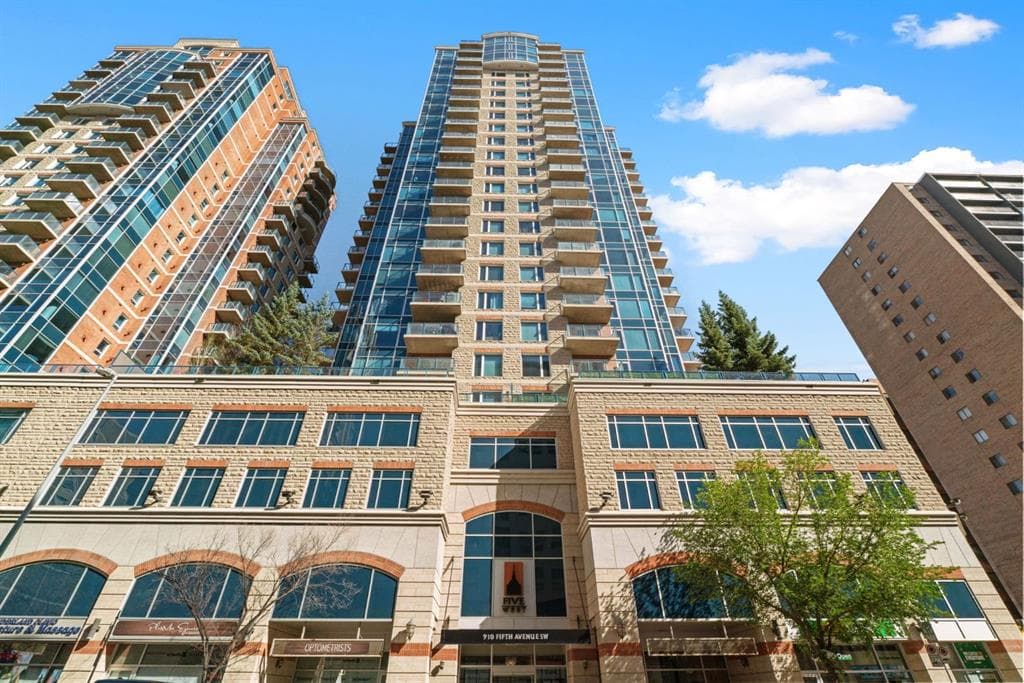 1-bed Apartment for sale at 802, 910 5 Avenue SW, Calgary