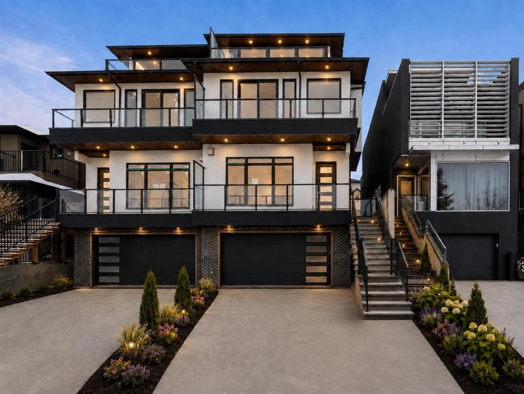 1907 28 Avenue SW — photo 1