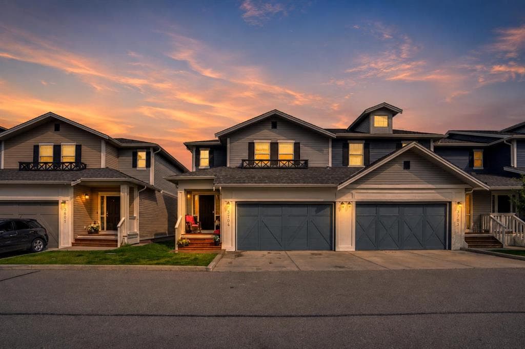 4-bed Semi-detached for sale at 3704, 1001 8 Street NW, Airdrie