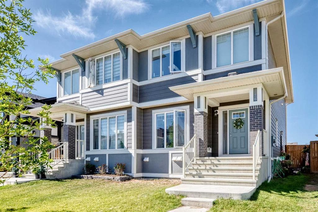 5-bed Semi-detached for sale at 76 Magnolia Grove SE, Calgary