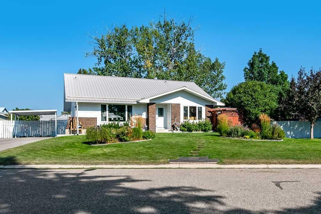 1014 5 Street SW — photo 1