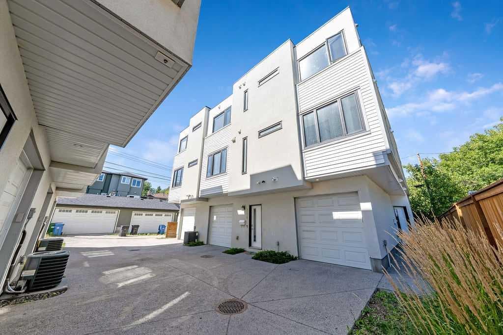 3-bed Townhouse for sale at 202, 1616 24 Avenue NW, Calgary
