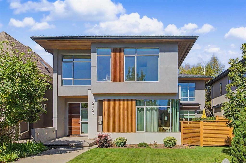 4-bed Detached for sale at 2820 12 Avenue NW, Calgary