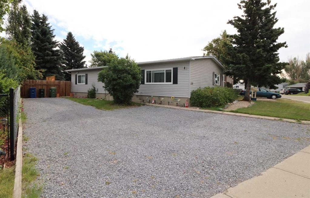 353 Big Springs Drive SE — photo 1