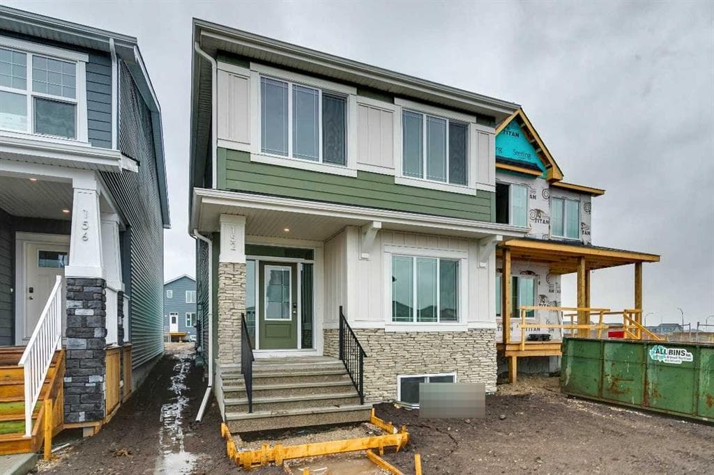 6-bed Detached for sale at 152 Snowberry Common SE, Calgary