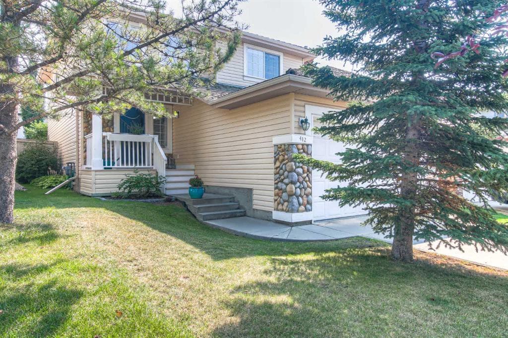 412 Springbank Place SW — photo 1