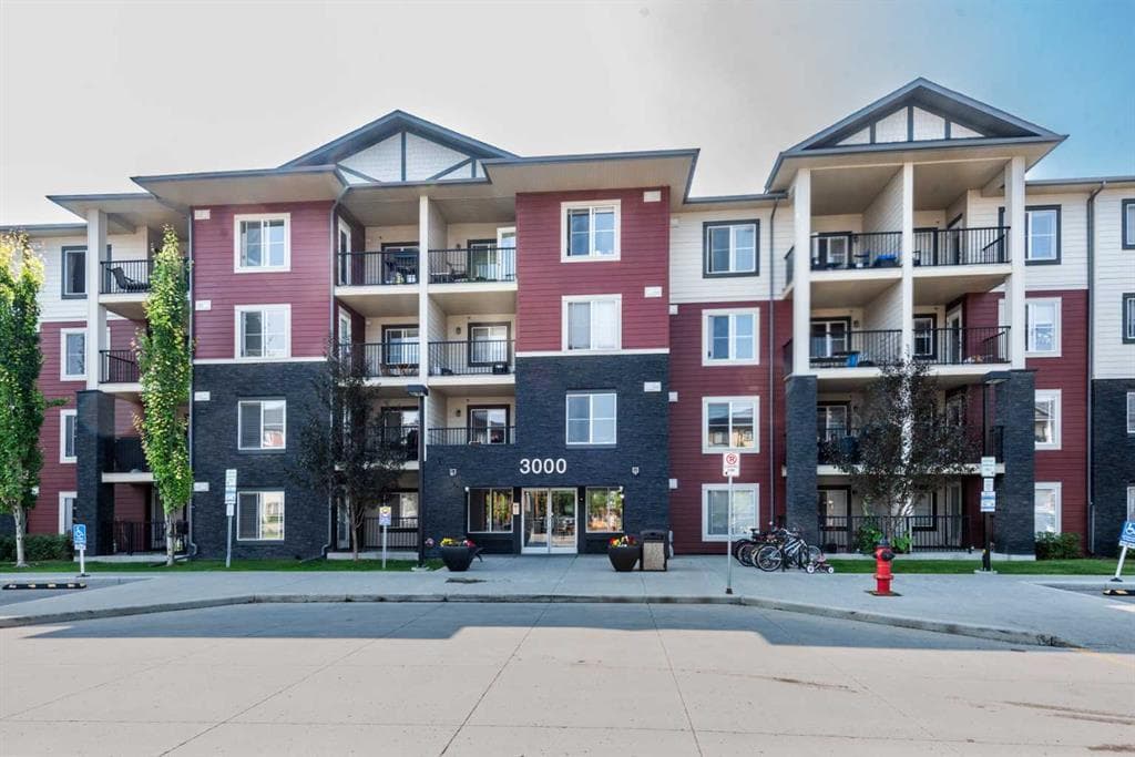 3319, 81 Legacy Boulevard SE — photo 1