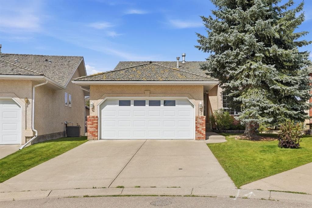 112 Shannon Road SW — photo 1