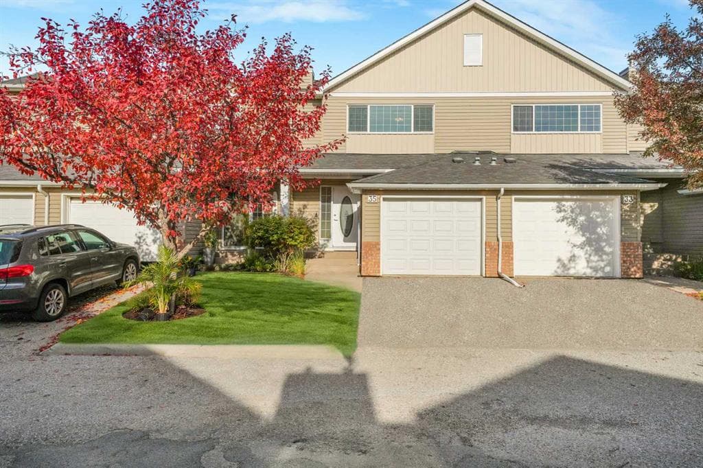 3-bed Townhouse for sale at 35 Chaparral Ridge Terrace SE, Calgary
