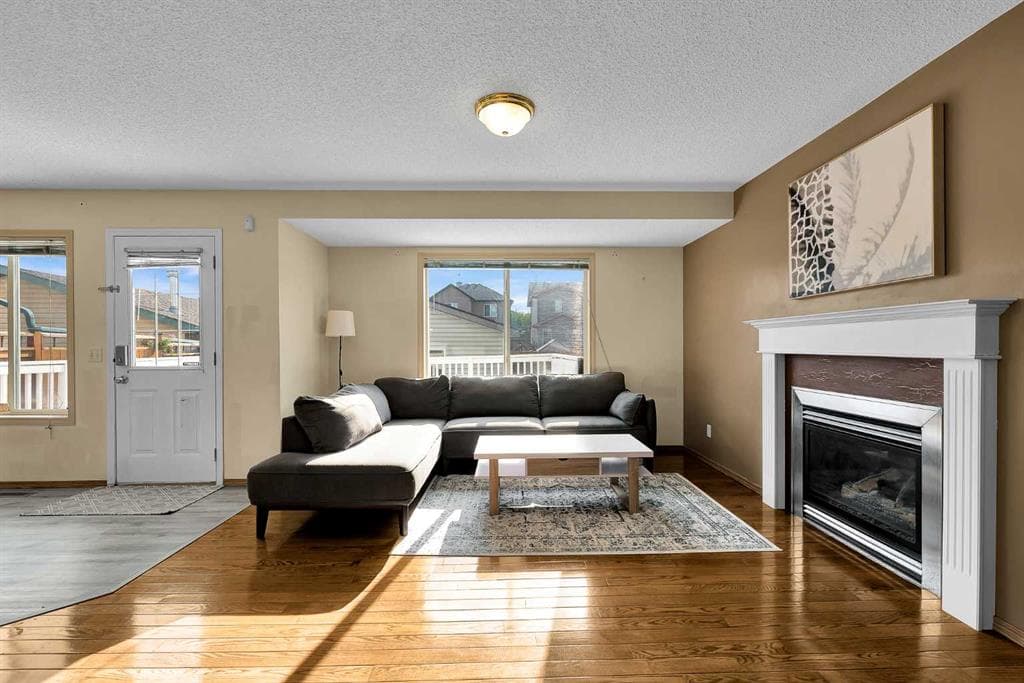 182 Citadel Bluff Close NW — photo 1