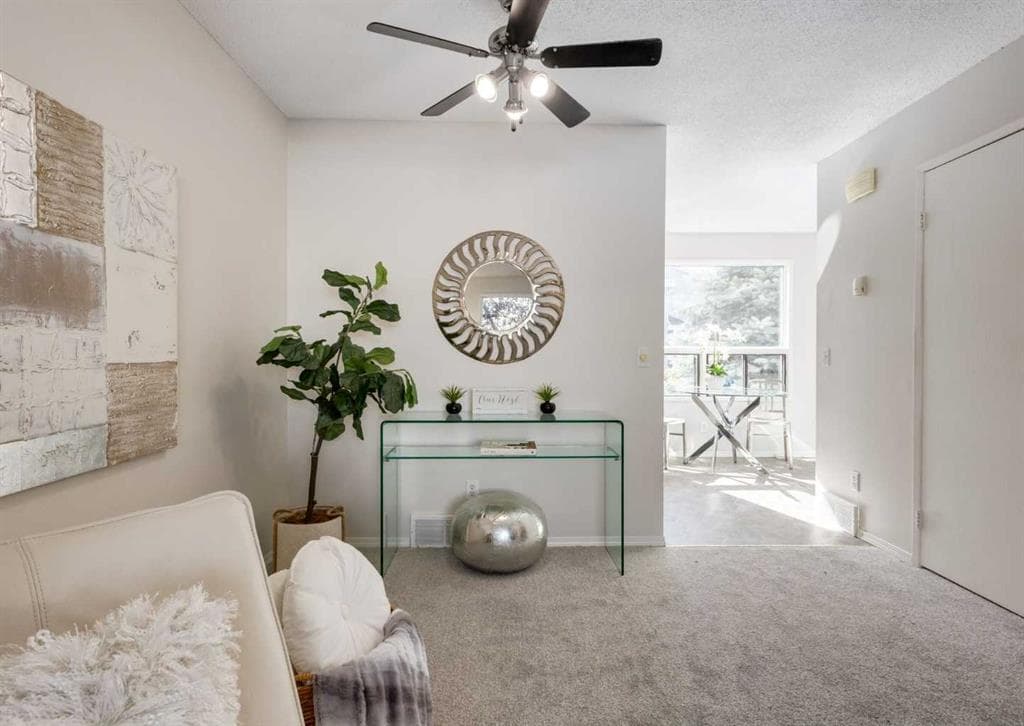 3-bed Townhouse for sale at 66, 4360 58 Street NE, Calgary