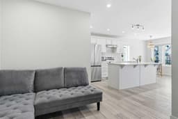 Thumbnail 14