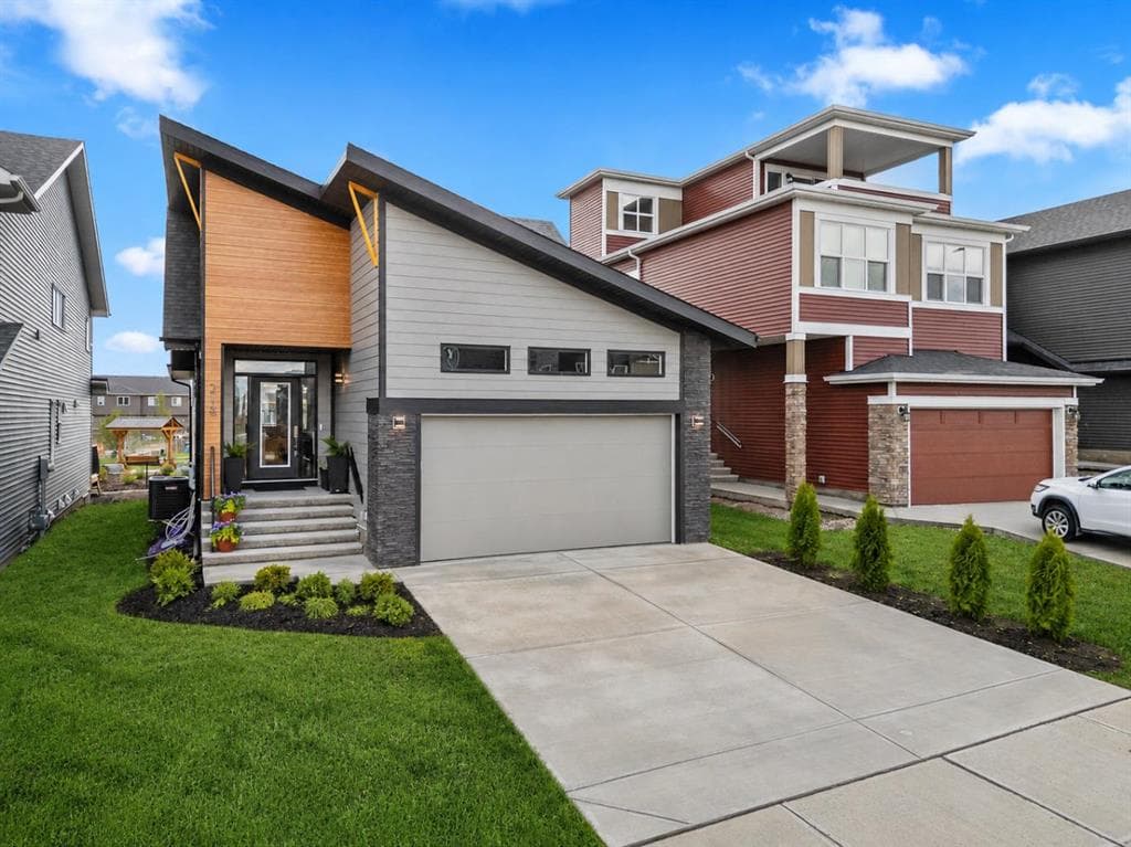 218 Mitchell Heath NW — photo 1