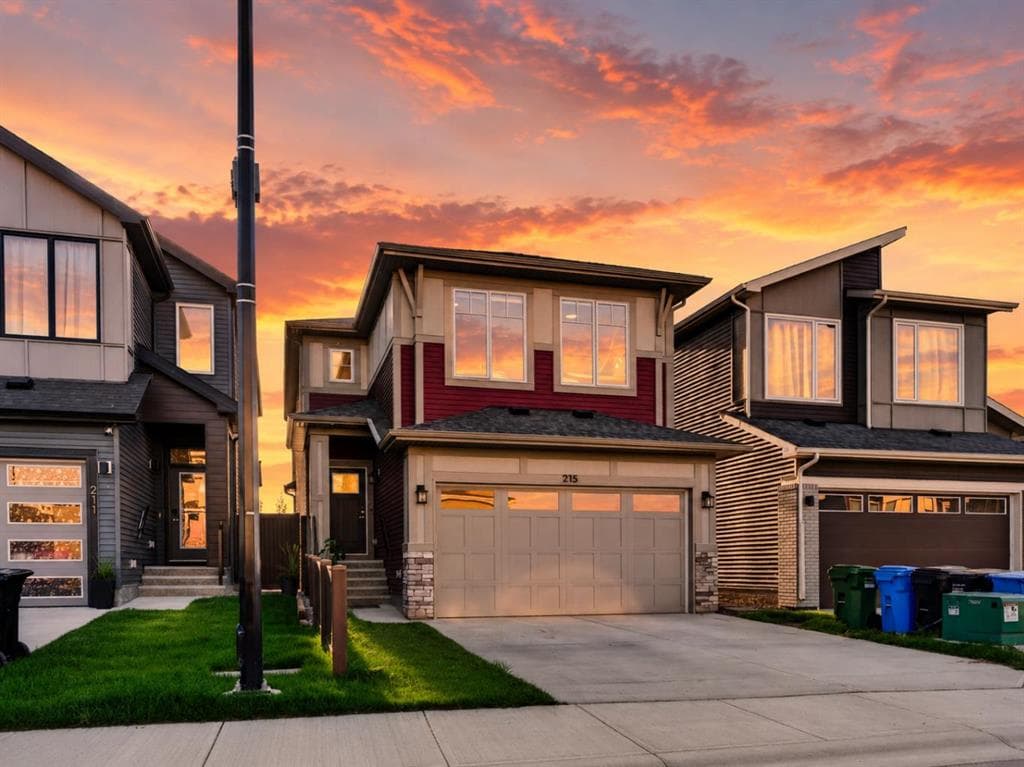 6-bed Detached for sale at 215 Mallard Grove SE, Calgary