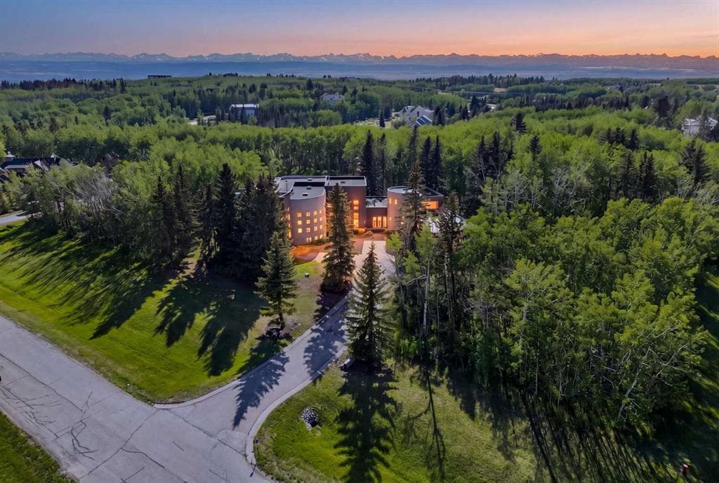6-bed Detached for sale at 43 Westbluff Place, Rural Rocky View County