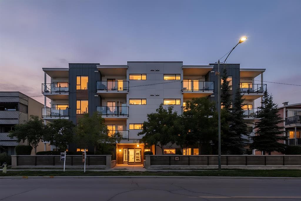 2-bed Apartment for sale at 202, 1521 26 Avenue SW, Calgary