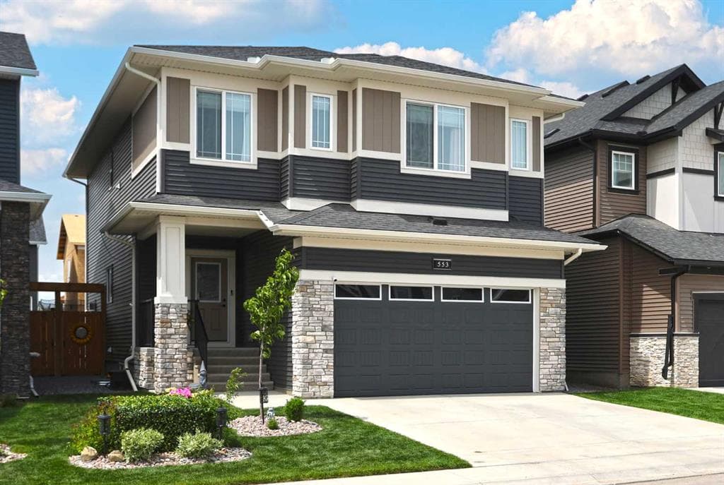 4-bed Detached for sale at 553 Baywater Manor SW, Airdrie