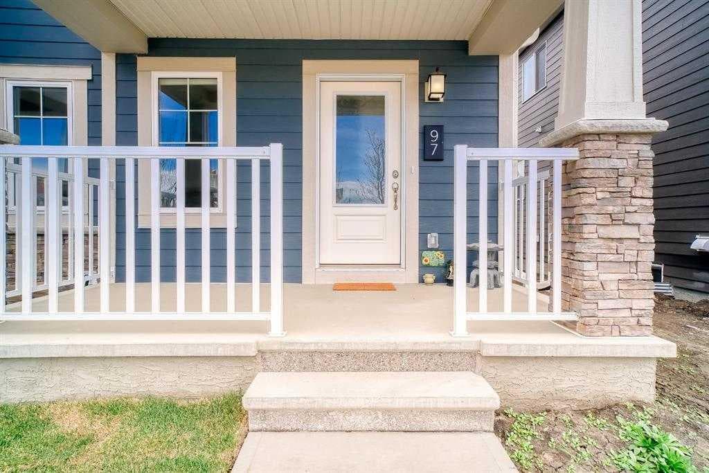 3-bed Townhouse for sale at 97 Yorkville Boulevard SW, Calgary