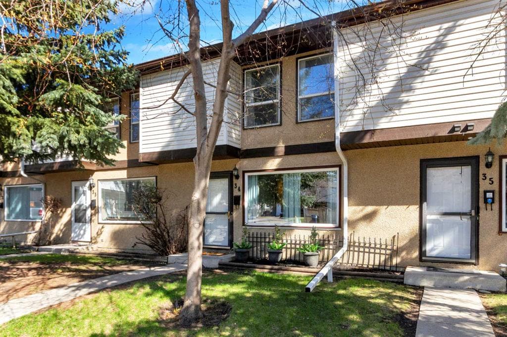 34, 630 Sabrina Road SW — photo 1