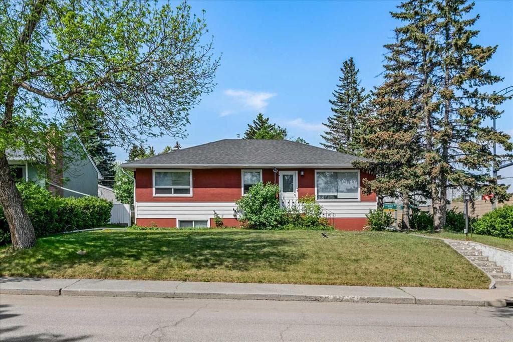 5-bed Detached for sale at 1615 22A Street NW, Calgary