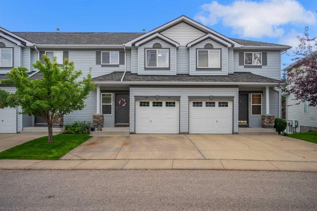 3-bed Townhouse for sale at 120 Rocky Vista Circle NW, Calgary