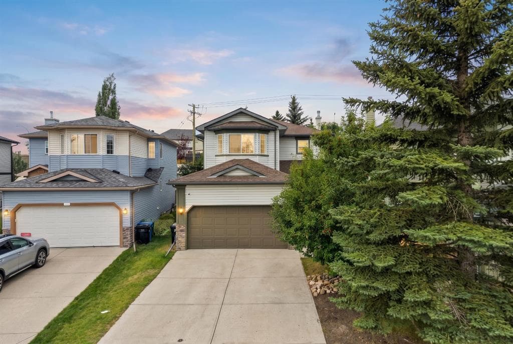 4-bed Detached for sale at 147 Harvest Creek Court NE, Calgary