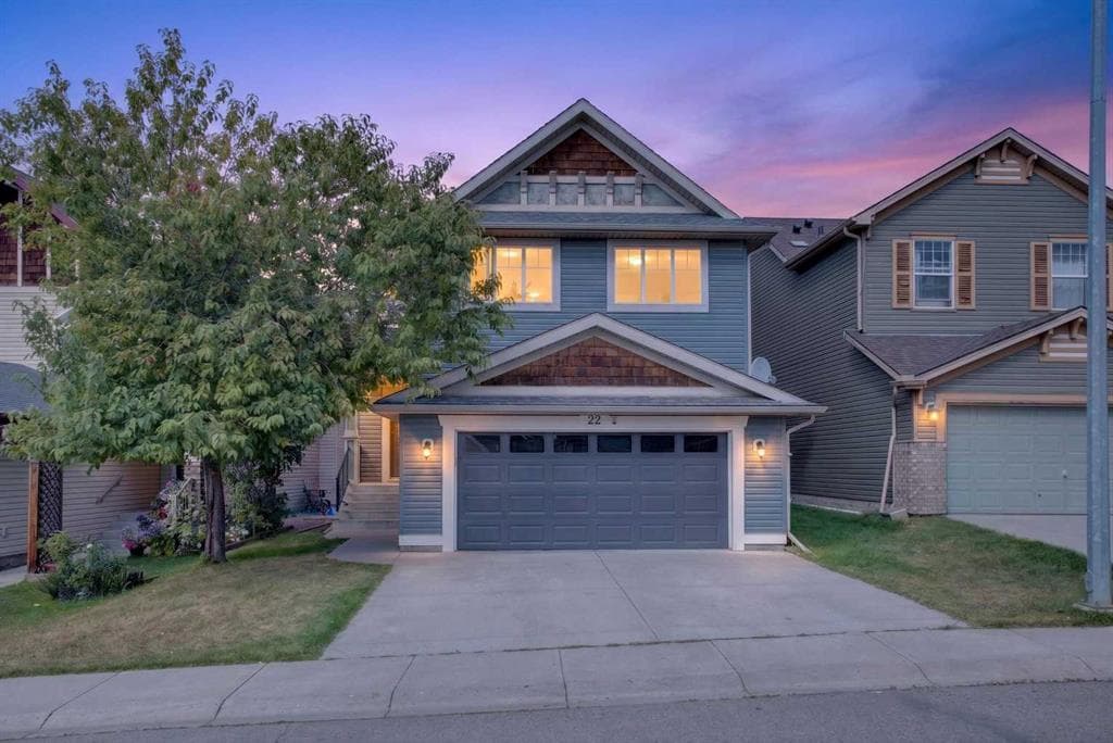 22 Evansbrooke Way NW — photo 1