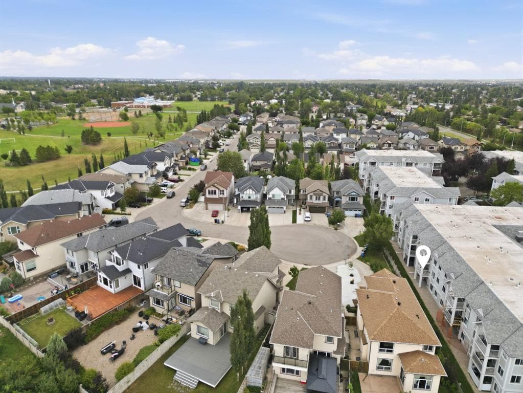 208, 3208 Valleyview Park SE — photo 1