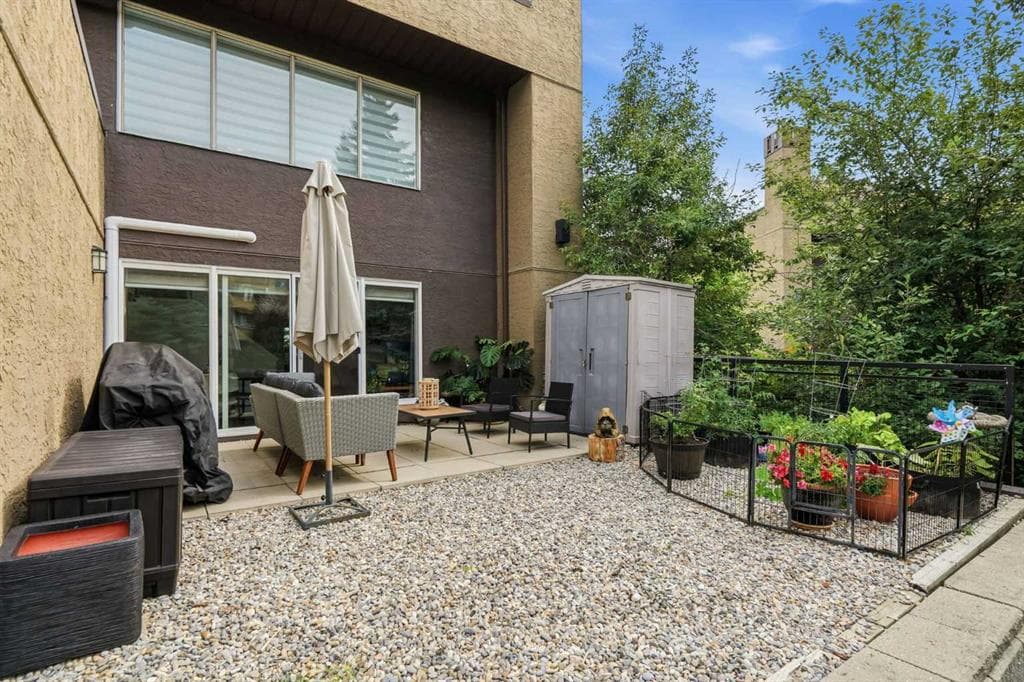 2-bed Apartment for sale at 7, 219 Village Terrace SW, Calgary