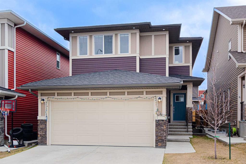 70 Saddlestone Green NE — photo 1