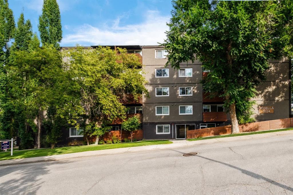 1-bed Apartment for sale at 406, 1904 10 Street SW, Calgary