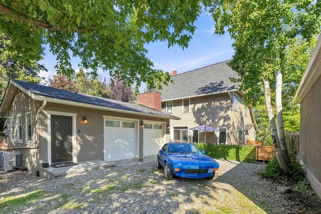 615 Crescent Boulevard SW — photo 1