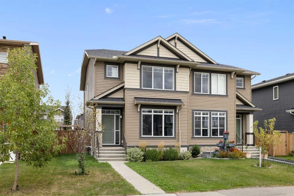 196 Dawson Drive — photo 1