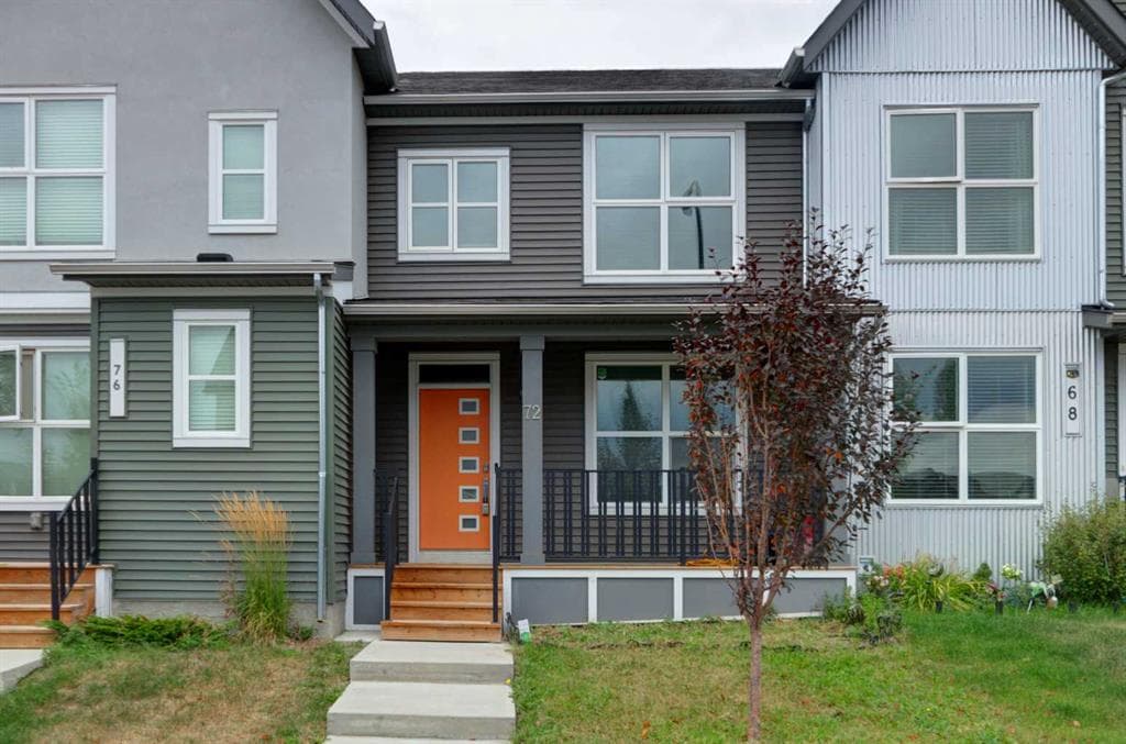 72 Carringvue Way NW — photo 1